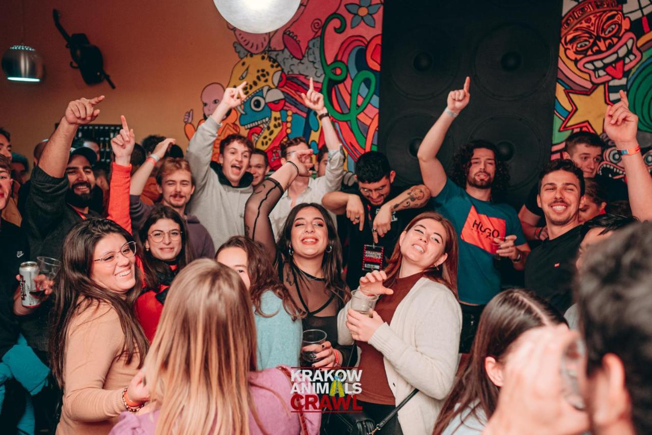 Let'S Rock Party Hostel! Age Limit From 18 Until 40! 克拉科夫 外观 照片